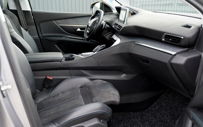 Peugeot 5008 cena 104700 przebieg: 129007, rok produkcji 2020 z Otmuchów małe 781